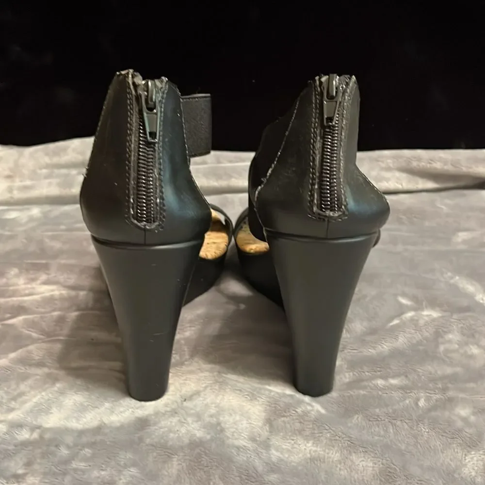 Charles By Charles David Pauline Black Elastic Wedge Sandals